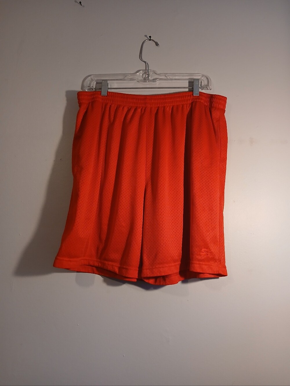Starter BrandMen's  Red Athletic Mesh Shorts. Size XL